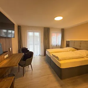 Zur Post Wellness Und Hotel